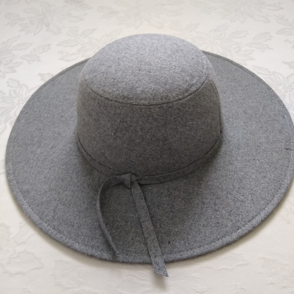 Wide brim floppy wool blend wide brim hat